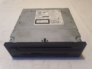 bontott VW GOLF VII Navigációs Fejegység