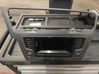 bontott VW GOLF VII Navigációs Fejegység