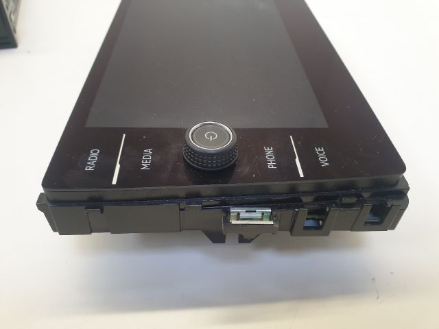 bontott VW GOLF VII Navigációs Fejegység