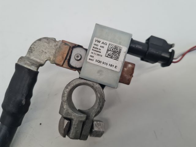 bontott VW GOLF VII Negatív Kábel