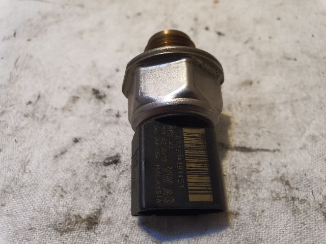 bontott VW GOLF VII Nyomásszabályzó Szelep