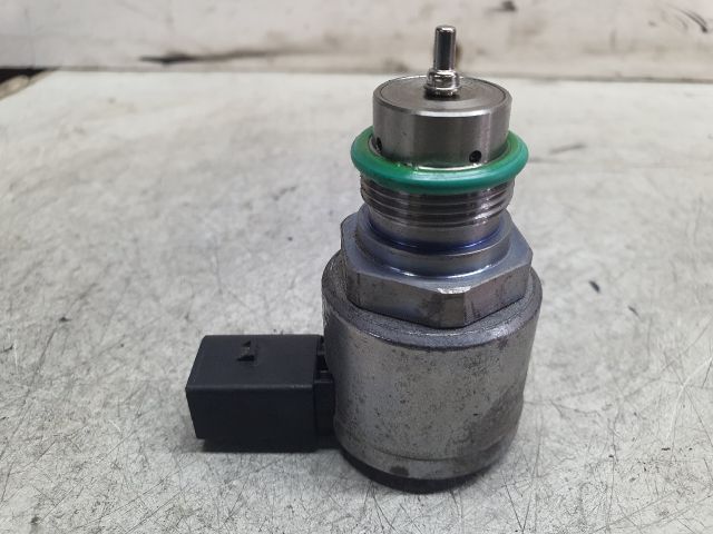 bontott VW GOLF VII Nyomásszabályzó Szelep