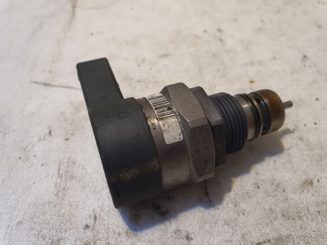 bontott VW GOLF VII Nyomásszabályzó Szelep