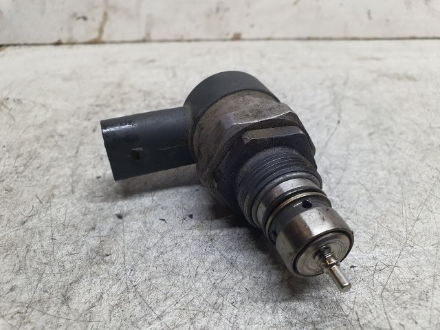 bontott VW GOLF VII Nyomásszabályzó Szelep