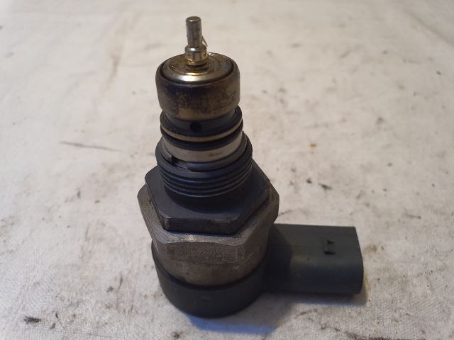 bontott VW GOLF VII Nyomásszabályzó Szelep