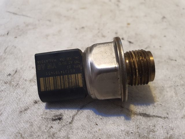 bontott VW GOLF VII Nyomásszabályzó Szelep