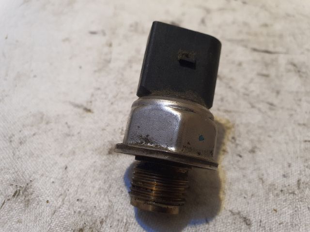 bontott VW GOLF VII Nyomásszabályzó Szelep