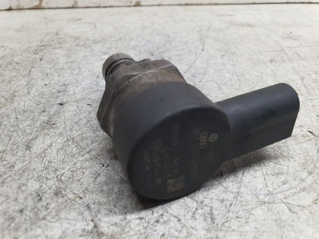 bontott VW GOLF VII Nyomásszabályzó Szelep