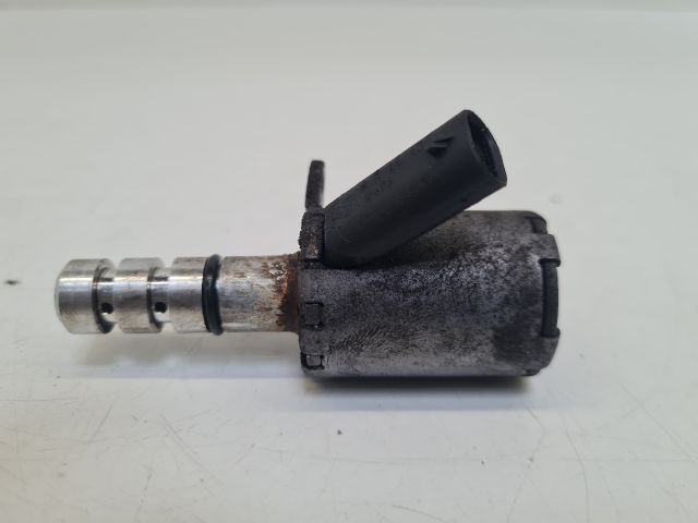 bontott VW GOLF VII Olajnyomás Jeladó