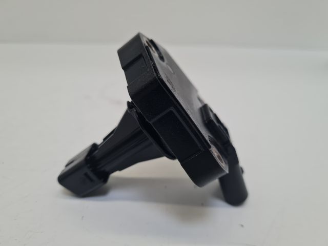 bontott VW GOLF VII Olajszint Jeladó