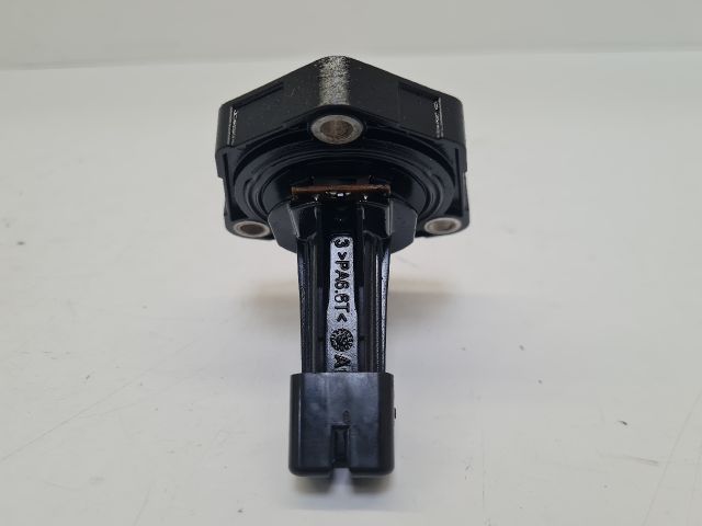 bontott VW GOLF VII Olajszint Jeladó