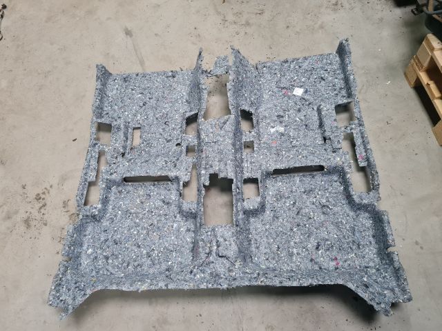 bontott VW GOLF VII Padlószőnyeg Alatti Szigetelés