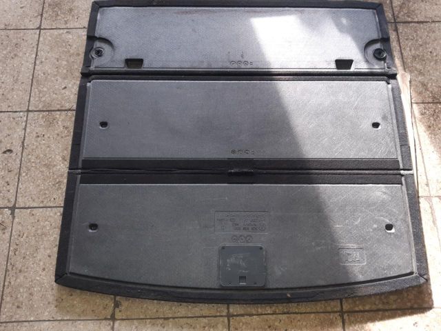 bontott VW GOLF VII Padlószőnyeg