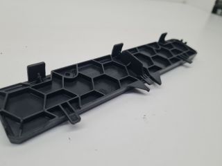 bontott VW GOLF VII Pollenszűrő Fedél