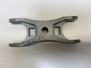 bontott VW GOLF VII Porlasztó Lefogató