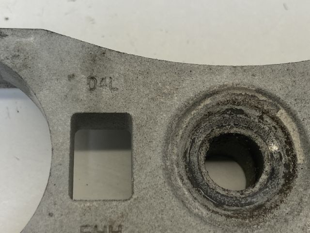 bontott VW GOLF VII Porlasztó Lefogató