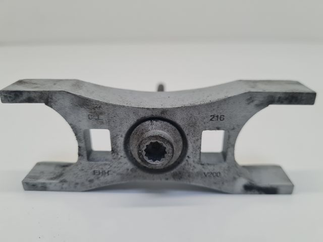 bontott VW GOLF VII Porlasztó Lefogató