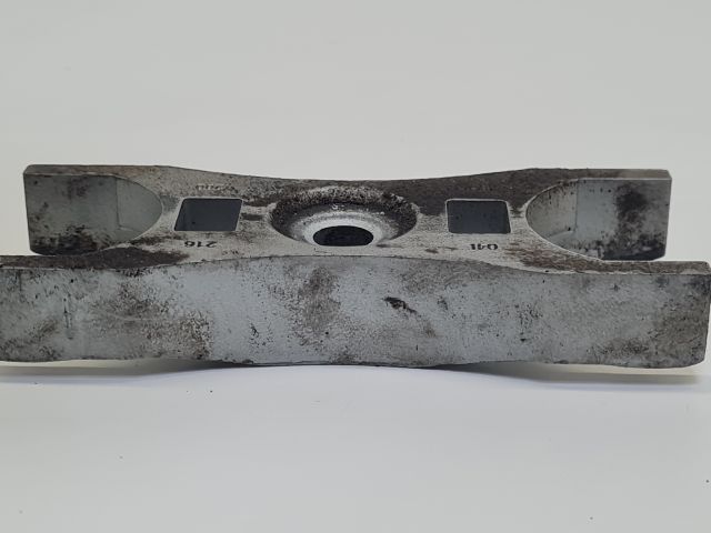 bontott VW GOLF VII Porlasztó Lefogató