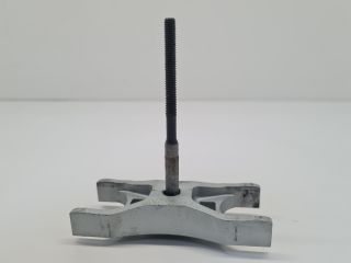 bontott VW GOLF VII Porlasztó Lefogató