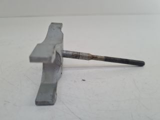 bontott VW GOLF VII Porlasztó Lefogató