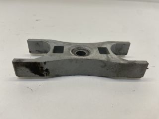 bontott VW GOLF VII Porlasztó Lefogató