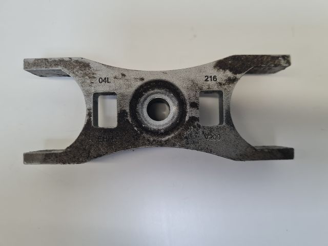 bontott VW GOLF VII Porlasztó Lefogató