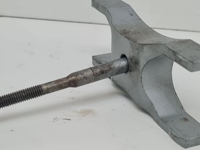 bontott VW GOLF VII Porlasztó Lefogató