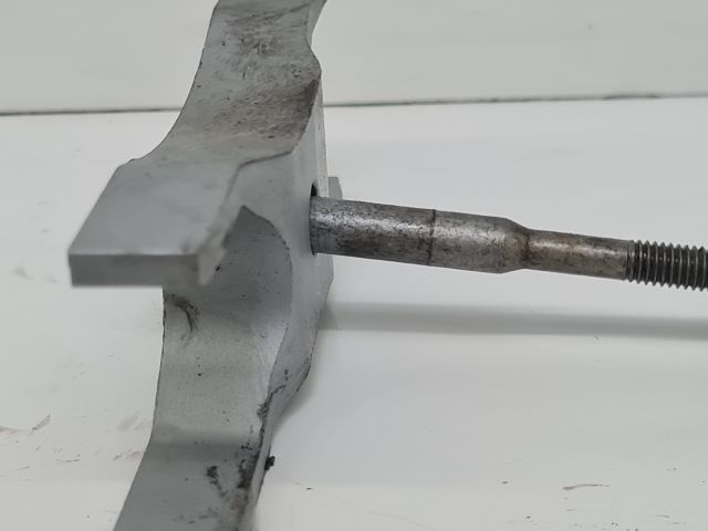 bontott VW GOLF VII Porlasztó Lefogató