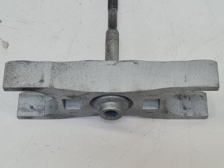 bontott VW GOLF VII Porlasztó Lefogató