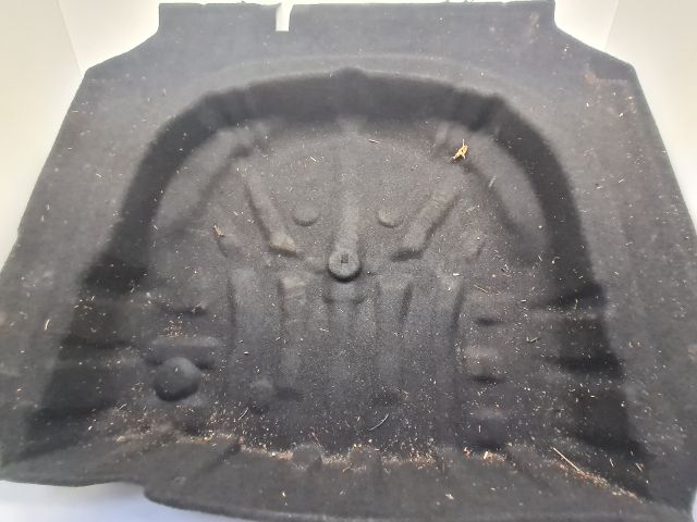 bontott VW GOLF VII Pótkerék Tartó