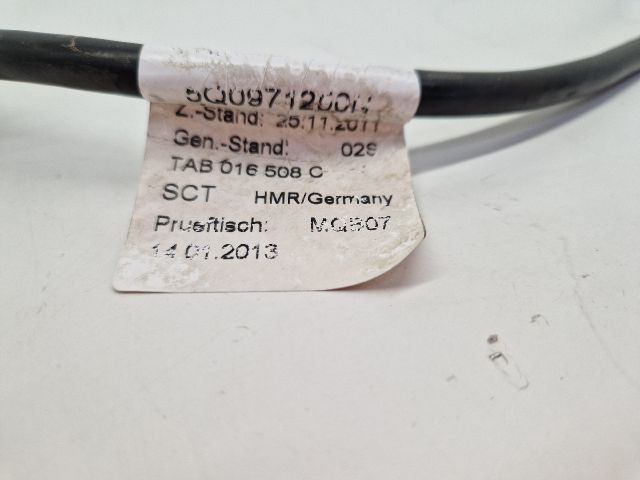 bontott VW GOLF VII Pozitív Kábel