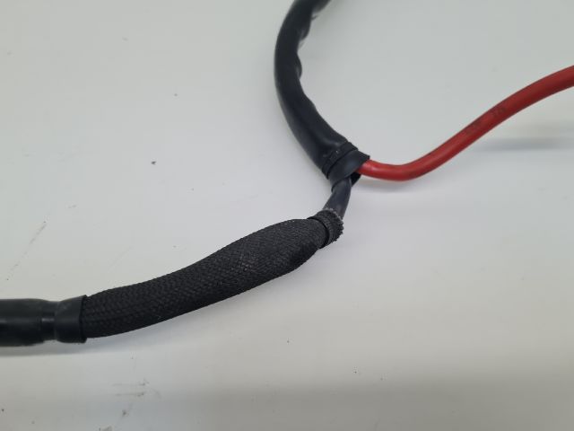 bontott VW GOLF VII Pozitív Kábel