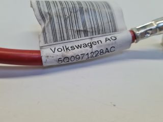 bontott VW GOLF VII Pozitív Kábel