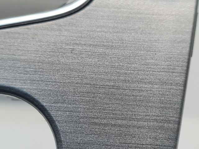 bontott VW GOLF VII Rádió / CD Keret