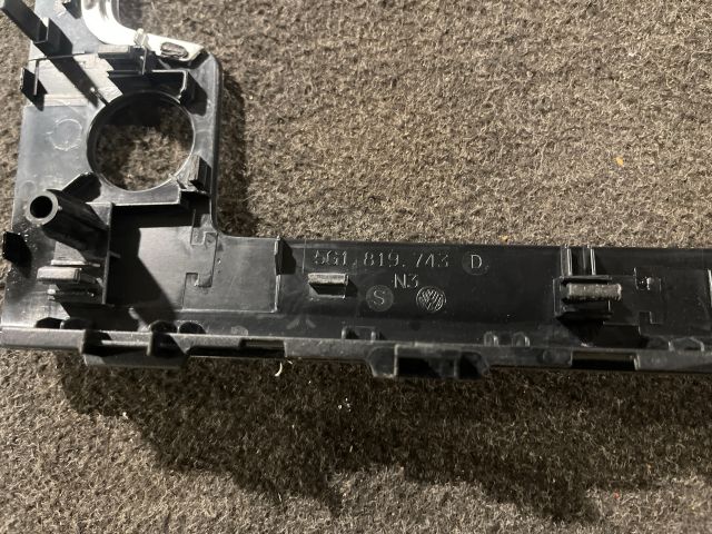 bontott VW GOLF VII Rádió / CD Keret