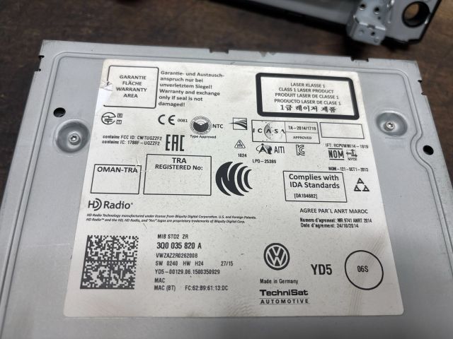 bontott VW GOLF VII Rádió / CD