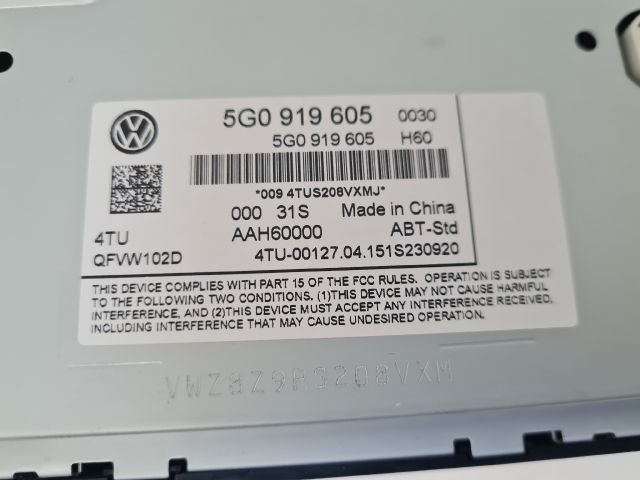 bontott VW GOLF VII Rádió / CD