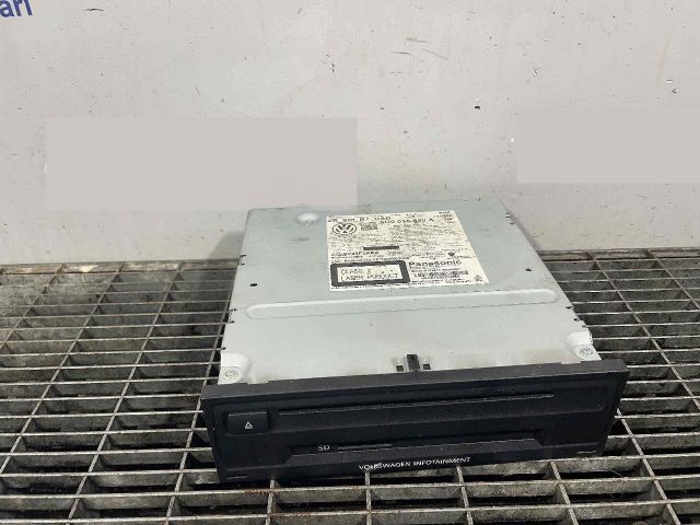 bontott VW GOLF VII Rádió / CD