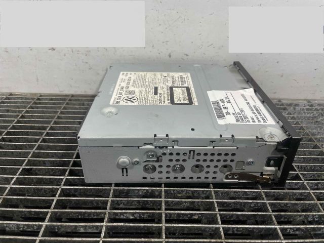 bontott VW GOLF VII Rádió / CD