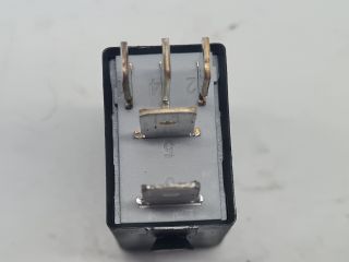 bontott VW GOLF VII Relé