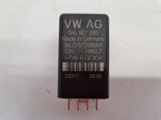 bontott VW GOLF VII Relé