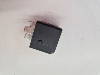 bontott VW GOLF VII Relé