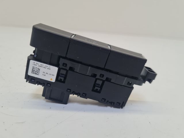 bontott VW GOLF VII Start / Stop Indító Gomb