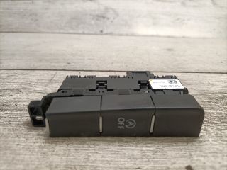 bontott VW GOLF VII Start / Stop Indító Gomb