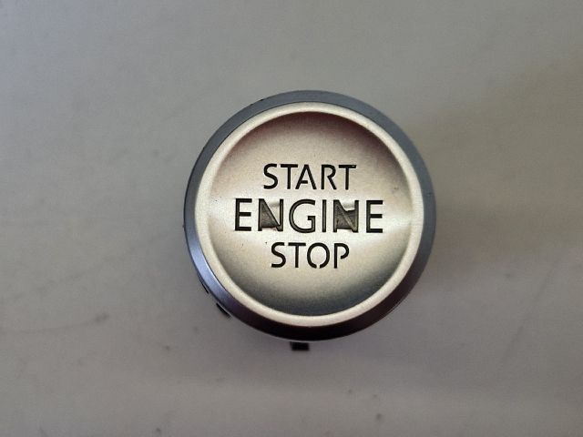 bontott VW GOLF VII Start / Stop Indító Gomb