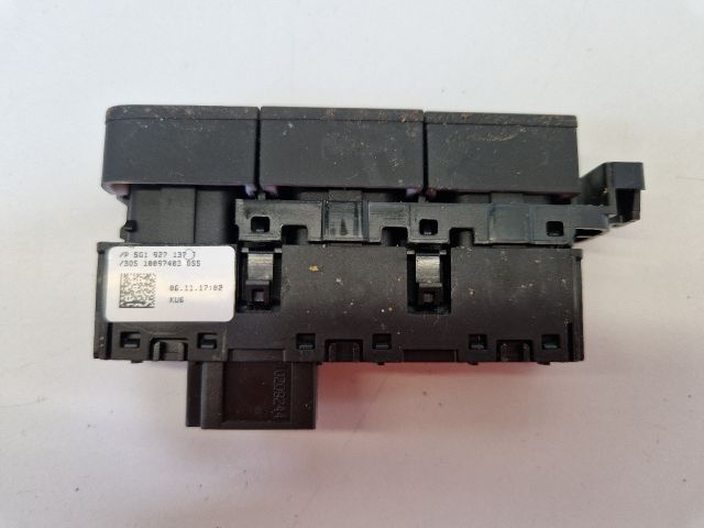 bontott VW GOLF VII Start / Stop Indító Gomb