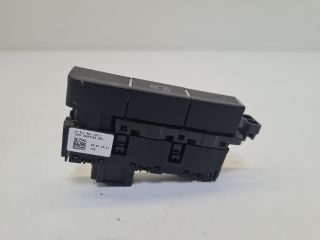 bontott VW GOLF VII Start / Stop Indító Gomb