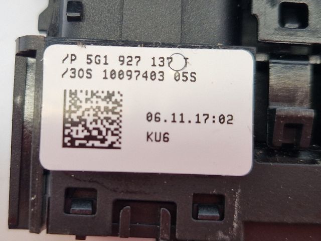 bontott VW GOLF VII Start / Stop Indító Gomb