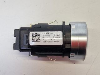 bontott VW GOLF VII Start / Stop Indító Gomb