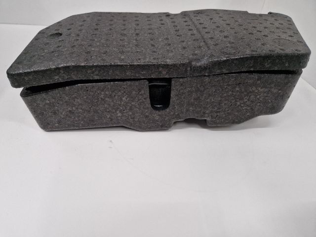 bontott VW GOLF VII Szerszámkészlet